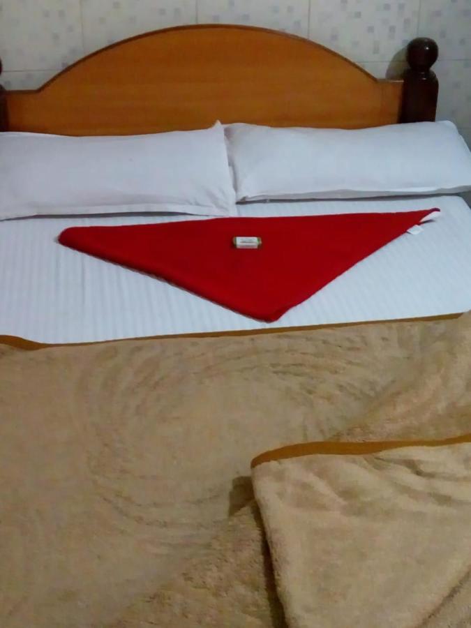 Sharada Kk Residency Lodge *